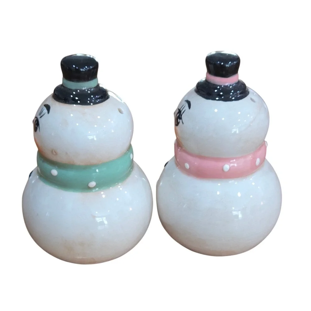 Johanna Parker Snowman Salt‎ & Pepper Shakers Ceramic Hats Scarves Table Decor
